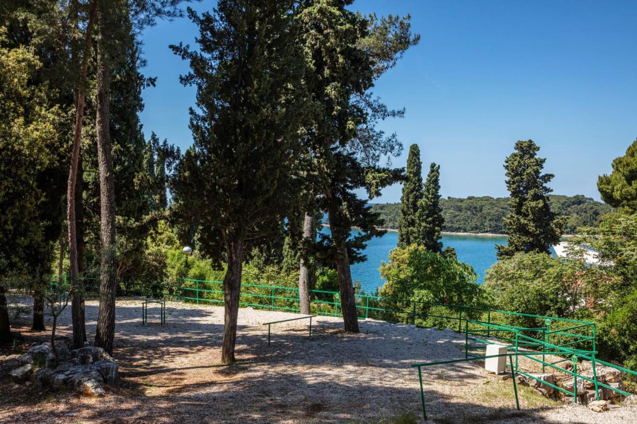 Porton Nature Hideouts โรวีน ภายนอก รูปภาพ