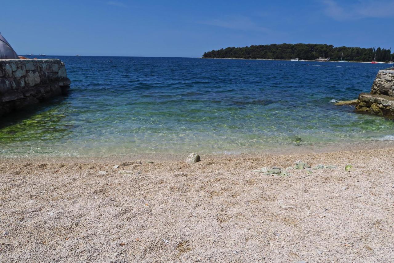 Porton Nature Hideouts โรวีน ภายนอก รูปภาพ