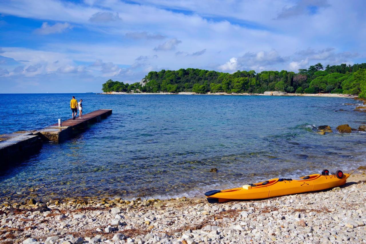 Porton Nature Hideouts โรวีน ภายนอก รูปภาพ