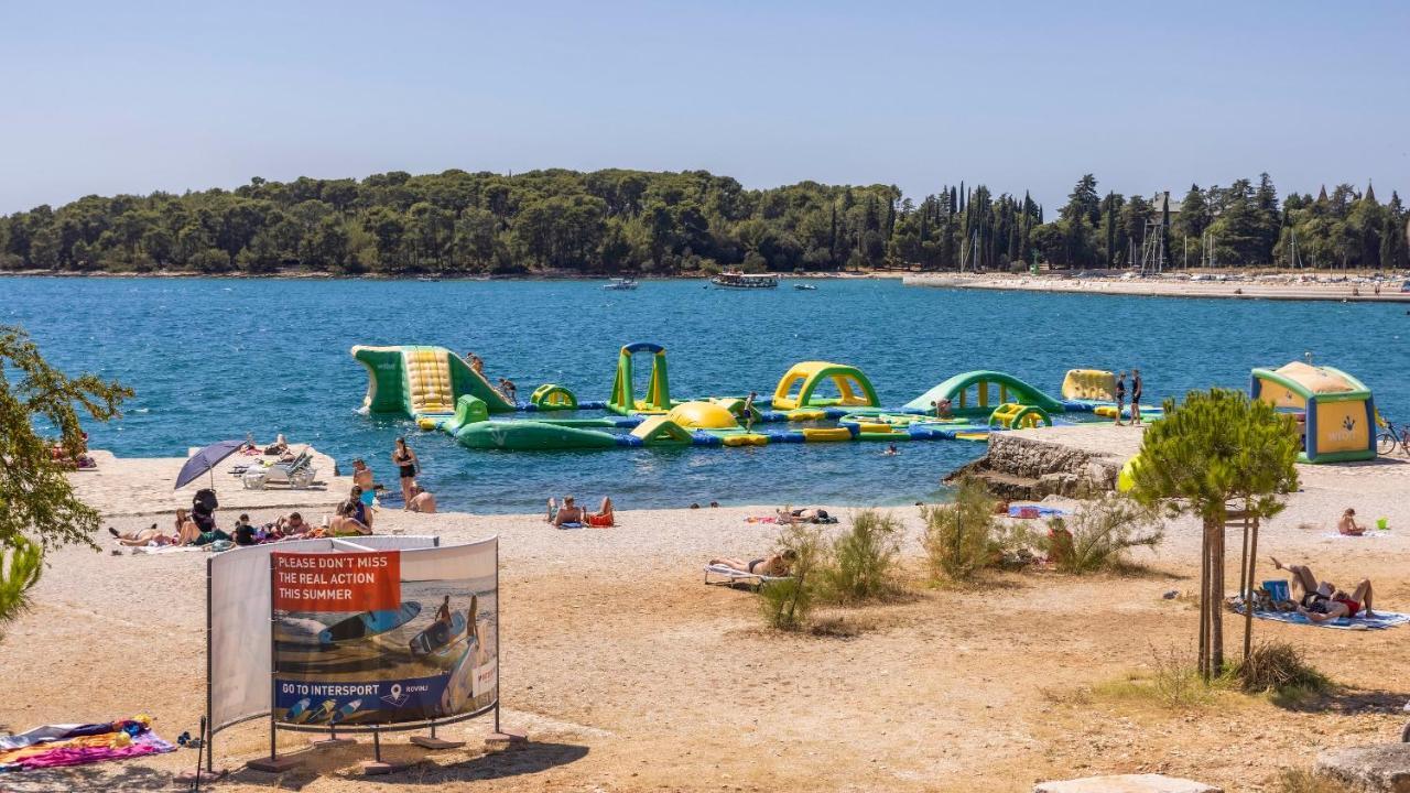 Porton Nature Hideouts โรวีน ภายนอก รูปภาพ